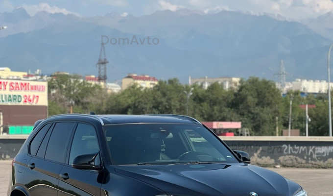 BMW X5 2015 года