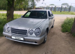 Mercedes-Benz E-Класс 1996 года