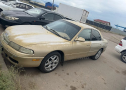 Mazda 626 1995 года