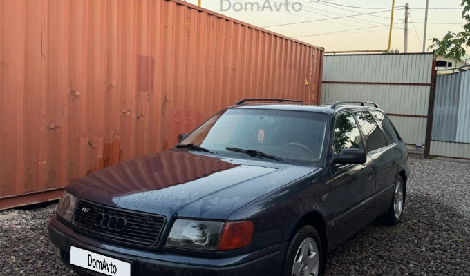 Audi 100 1993 года