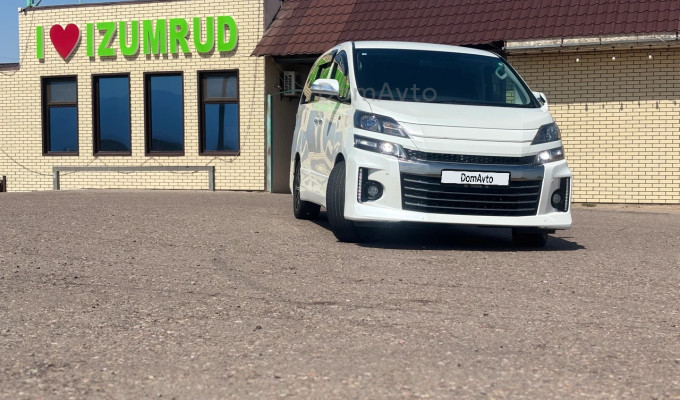 Toyota Vellfire 2014 года