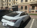 Hyundai Elantra 2024 года