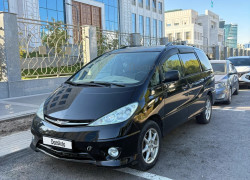 Toyota Previa 2000 года