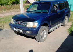 Mitsubishi Pajero 2000 года