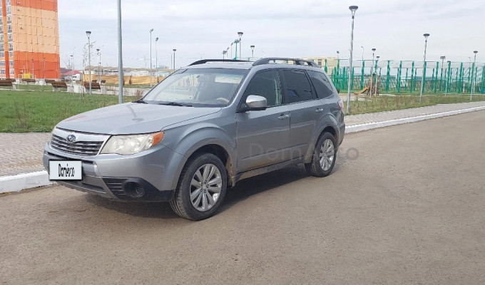 Subaru Forester 2010 года