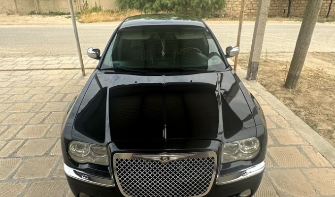 Chrysler 300C 2006 года