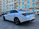 Hyundai Elantra 2021 года