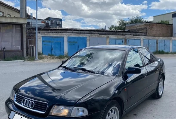 Audi A4 1999 года