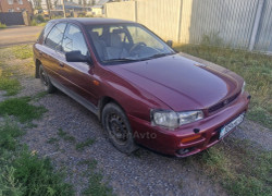 Subaru Impreza 1993 года