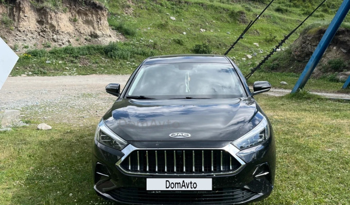 JAC J7 2023 года