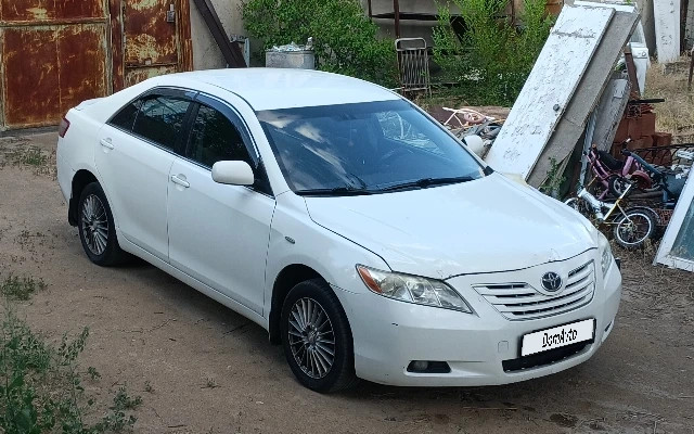 Toyota Camry 2008 года
