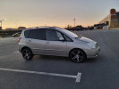 Toyota Corolla Verso 2002 года