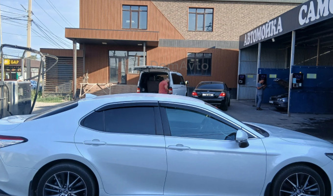 Toyota Camry 2019 года