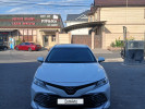 Toyota Camry 2019 года