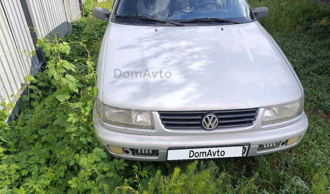 Volkswagen Passat 1995 года