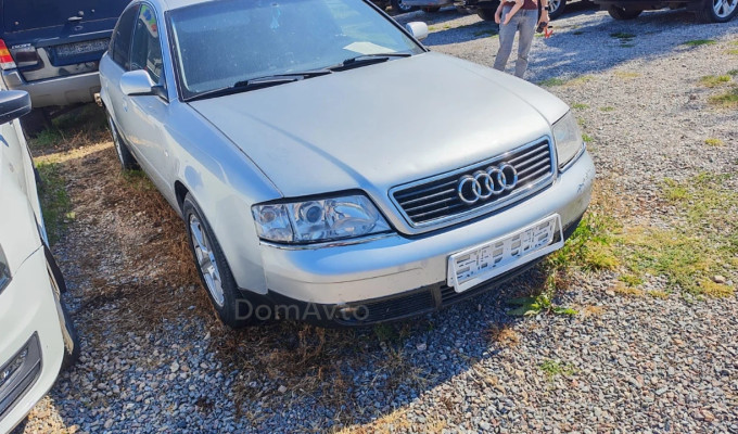 Audi A6 1998 года