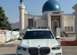 BMW X5 2019 года