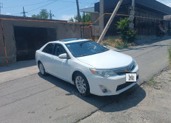 Toyota Camry 2011 года
