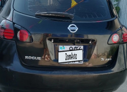 Nissan Rogue 2010 года