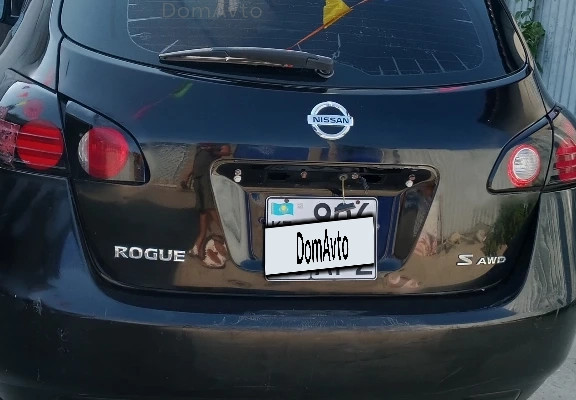 Nissan Rogue 2010 года
