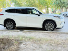 Toyota Highlander 2021 года