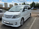 Toyota Alphard 2005 года