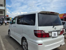 Toyota Alphard 2005 года