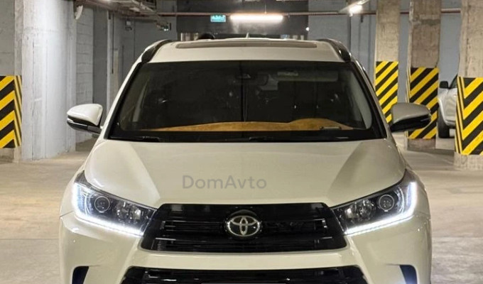 Toyota Highlander 2017 года