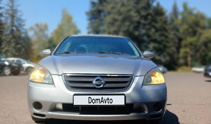 Nissan Altima 2003 года
