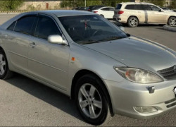Toyota Camry 2003 года