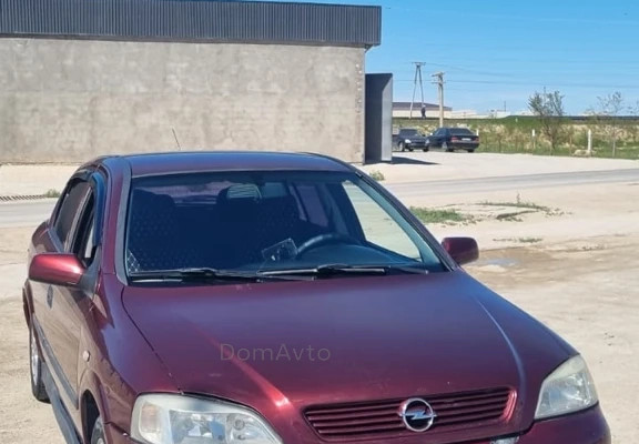 Opel Astra 2000 года