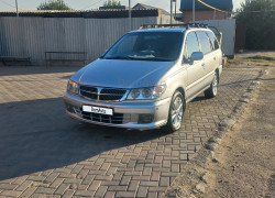 Nissan Presage 1998 года