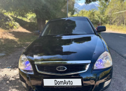 ВАЗ (Lada) Priora 2013 года