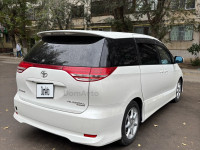 Toyota Estima 2008