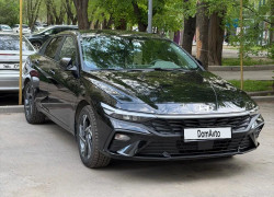 Hyundai Elantra 2025 года