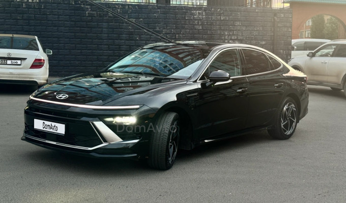 Hyundai Sonata 2024 года