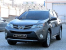 Toyota RAV4 2015 года
