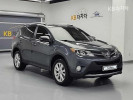 Toyota RAV4 2015 года