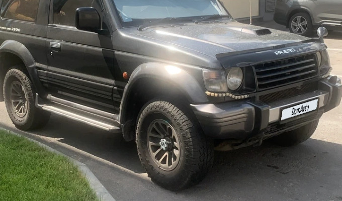 Mitsubishi Pajero 1995 года