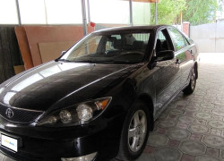 Toyota Camry 2004 года