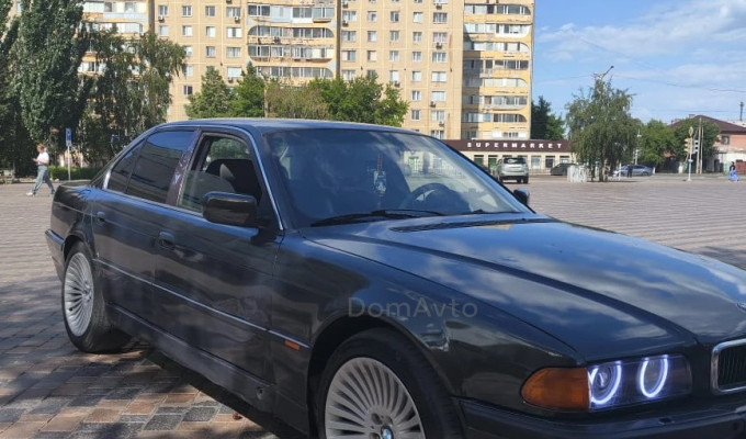 BMW 7 серия 1995 года