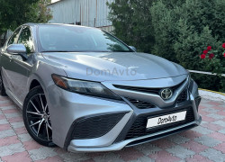 Toyota Camry 2021 года