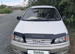Toyota Ipsum 1997 года
