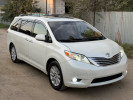 Toyota Sienna 2010 года