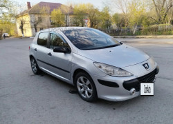 Peugeot 307 2005 года