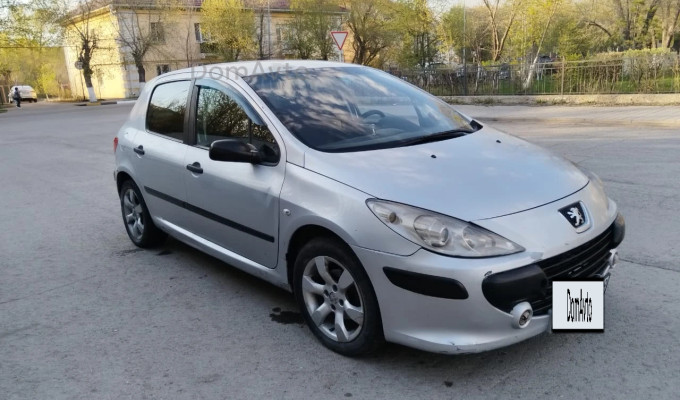 Peugeot 307 2005 года