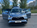 Toyota Highlander 2020 года