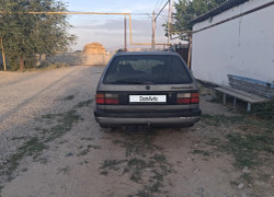 Volkswagen Passat 1993 года
