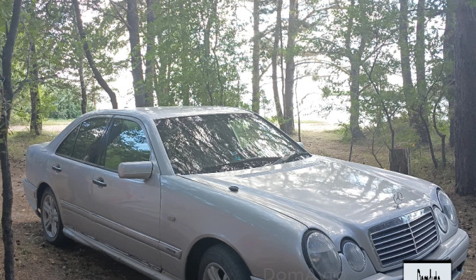 Mercedes-Benz E-Класс 1997 года