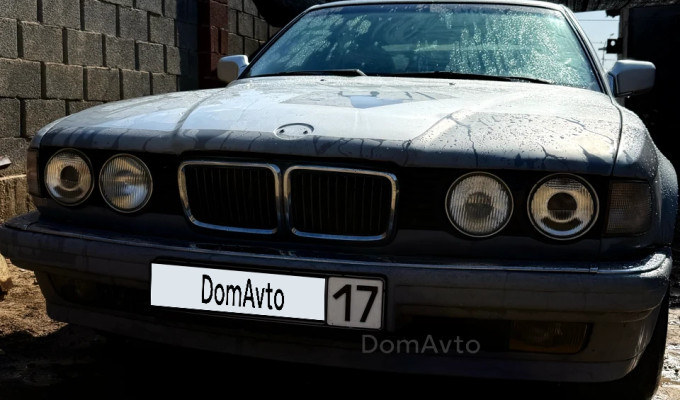 BMW 7 серия 1992 года
